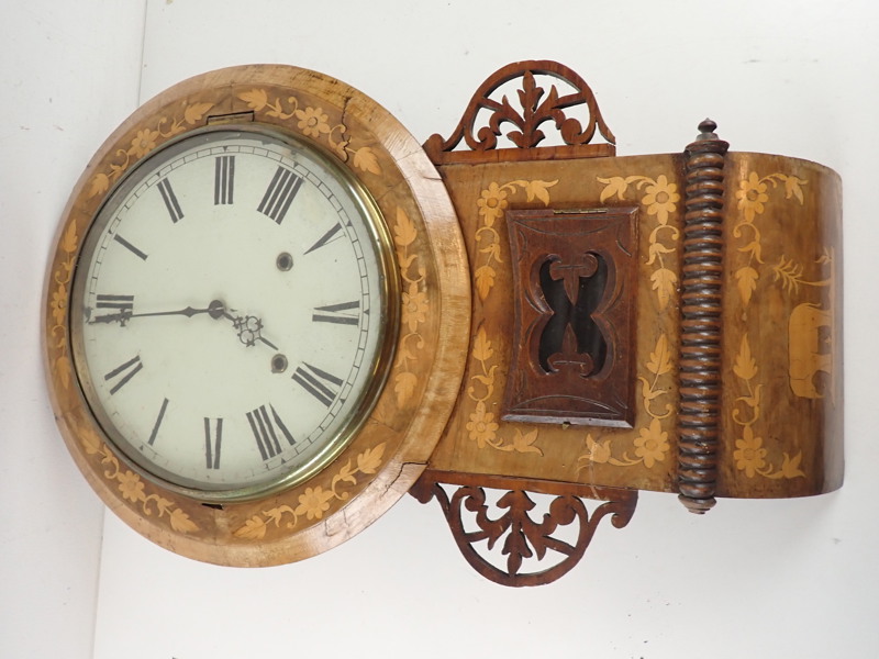 VÄGGUR med intarsia