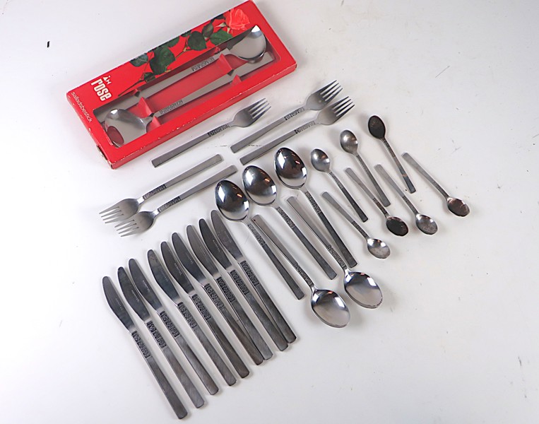 BESTICK ROSE. ÅHLENS 28-DELAR