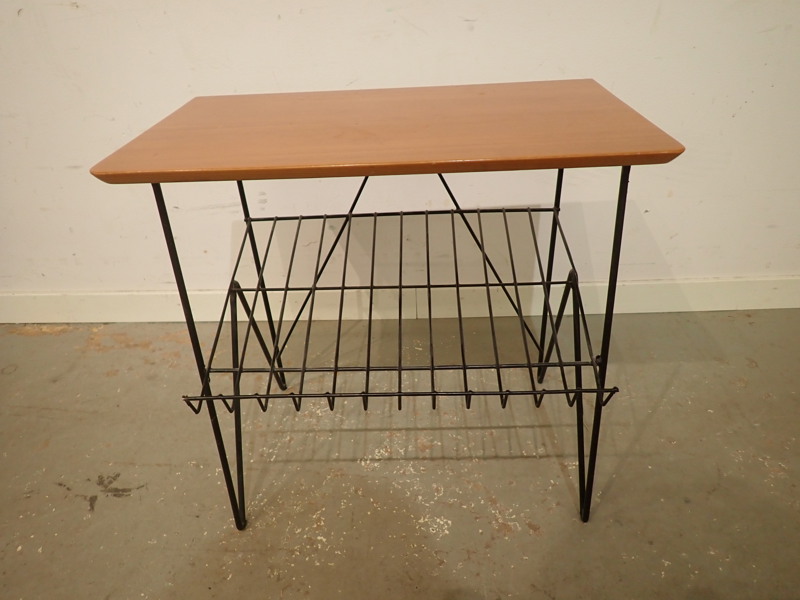 BORD med trådunderrede