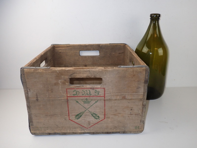 TRÄBACK med tryck + FLASKA