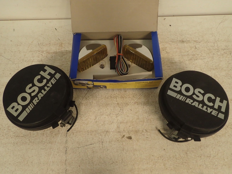 2 extraljus Bosch Knick + varselljus