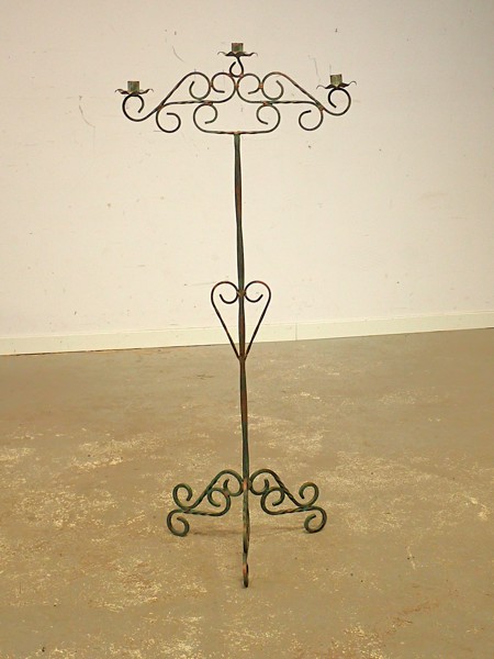 GOLVLJUSSTAKE I SMIDE