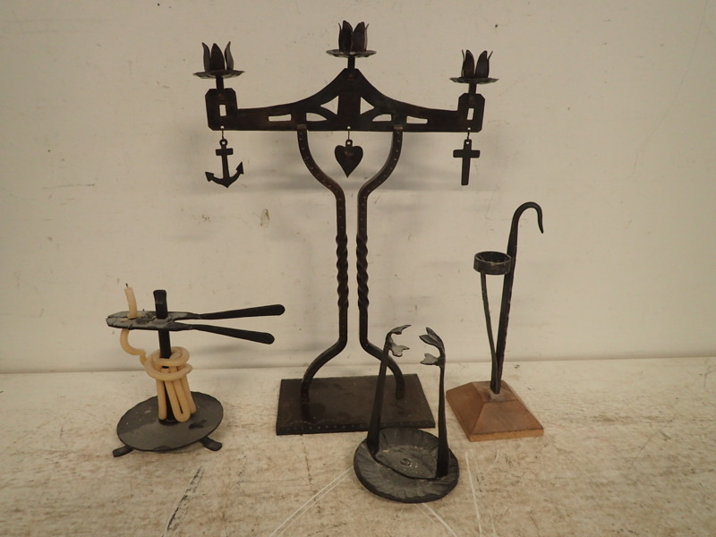 4st ljusstakar i metall  H:15-39cm