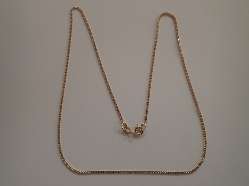 Halskedja  18k   vikt:2,5gr