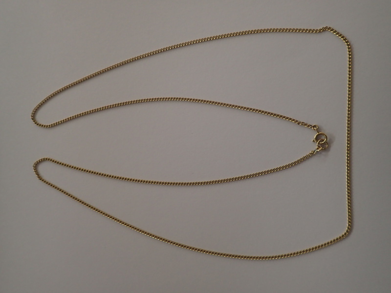 Halskedja  18k    Vikt:4,1gr