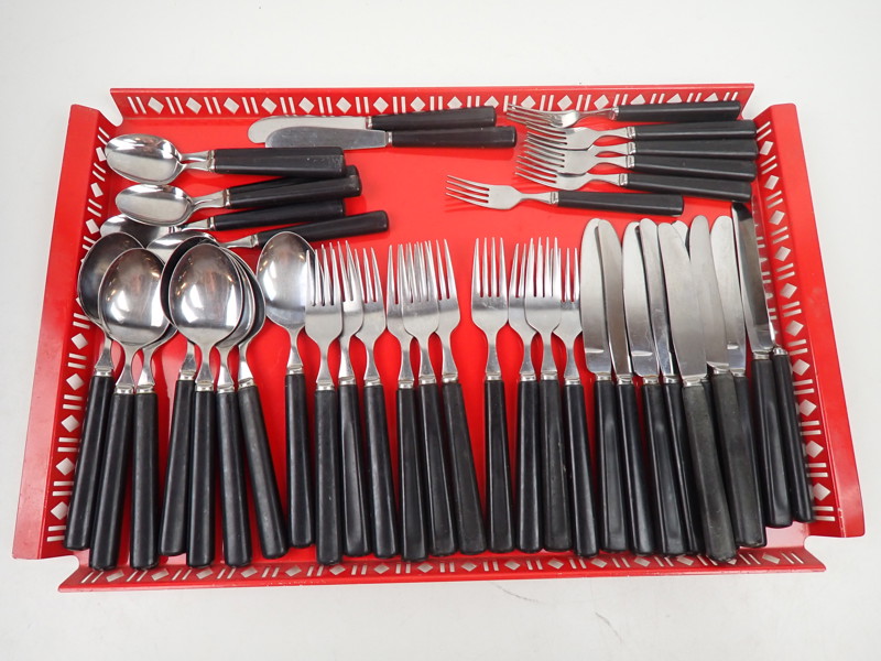 Rostfria BESTICK med svarta skaft