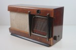 ÄLDRE RADIO. DUX TYP V 105