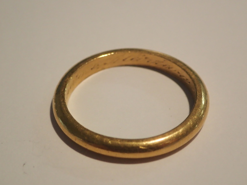 Ring 23k vikt:6.6gr