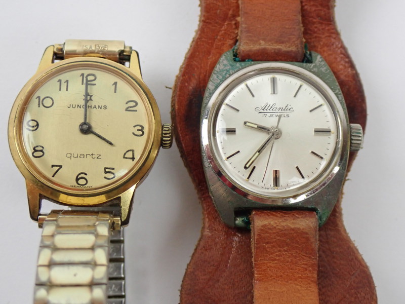 2 st DAMARMBANDSUR Junghans + Atlantic