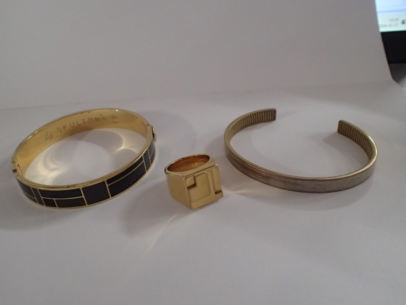 2st armringar + ring i mässing Skultuna
